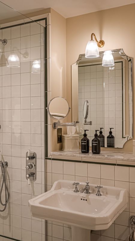 Bathroomshower1 (1)